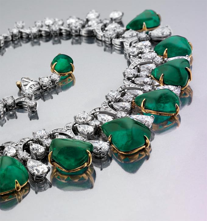 Emerald, one of the five most precious stones recognized by the international jewelry industry